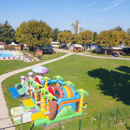 L'Oasis Des Dombes Hotell Ambérieux-en-Dombes Eksteriør bilde